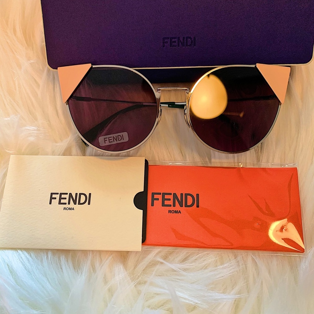 New FENDI cat eyes sunglasses